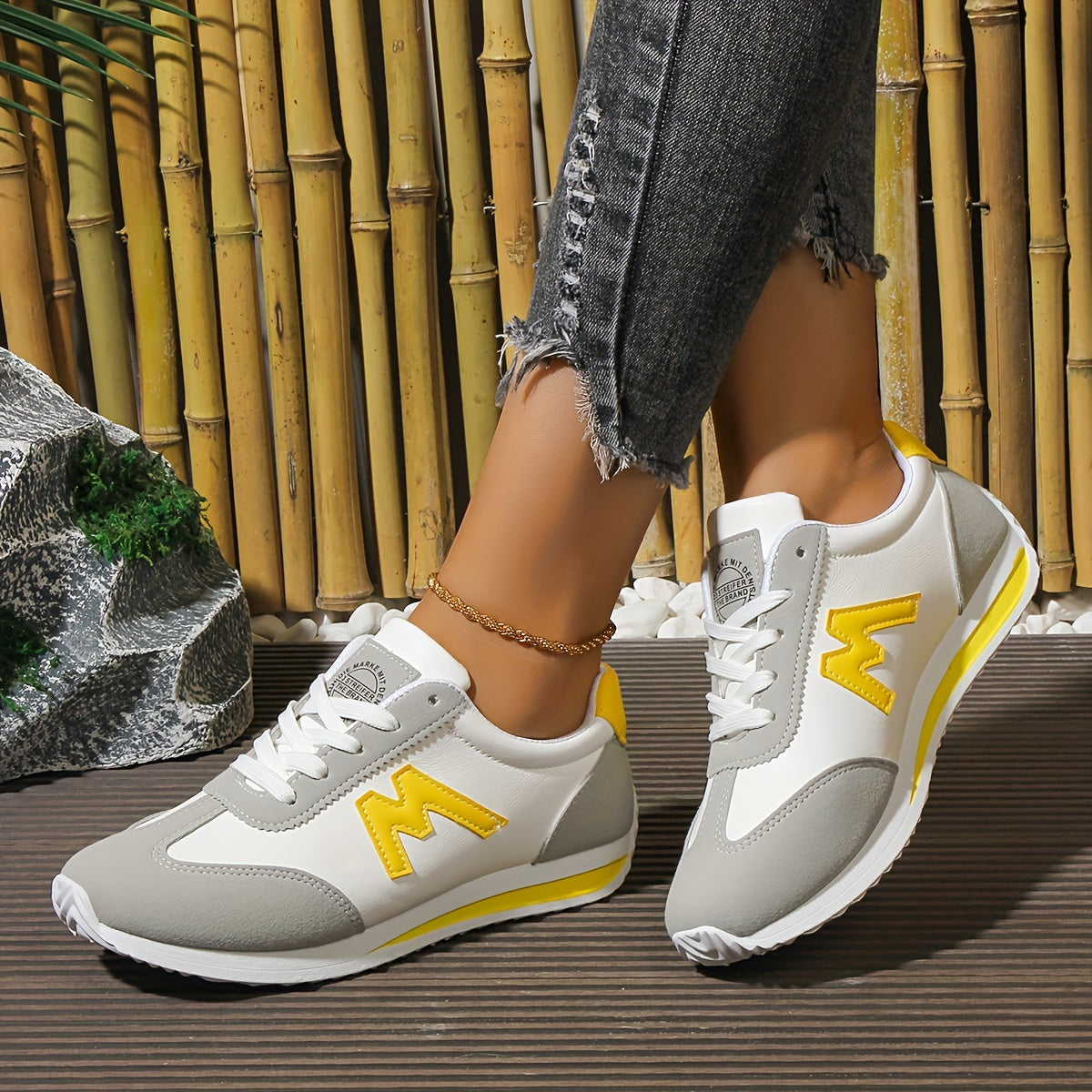 Woman shoes