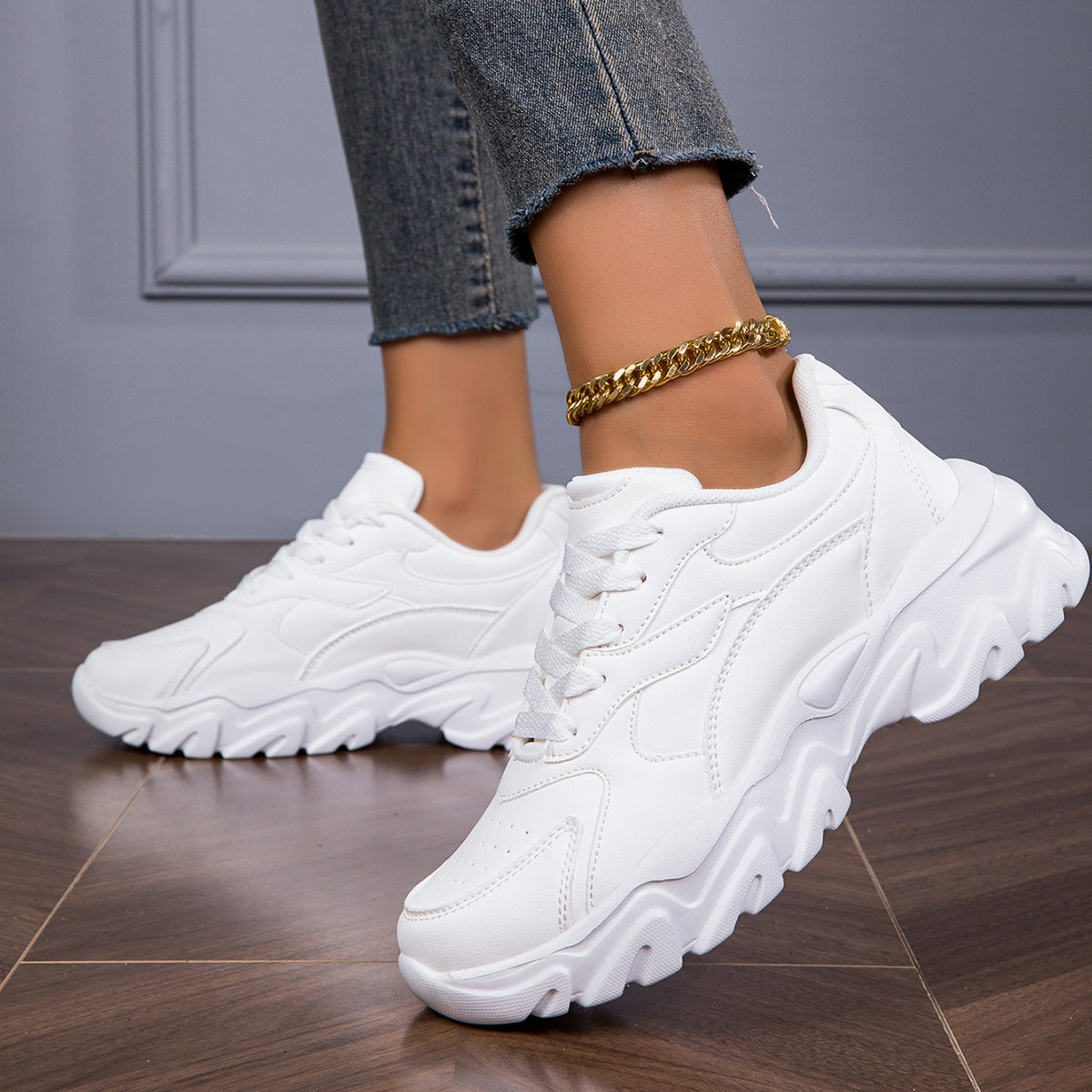 Woman shoes