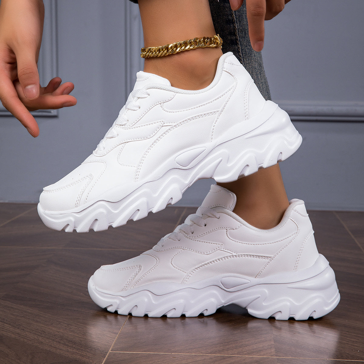 Woman shoes