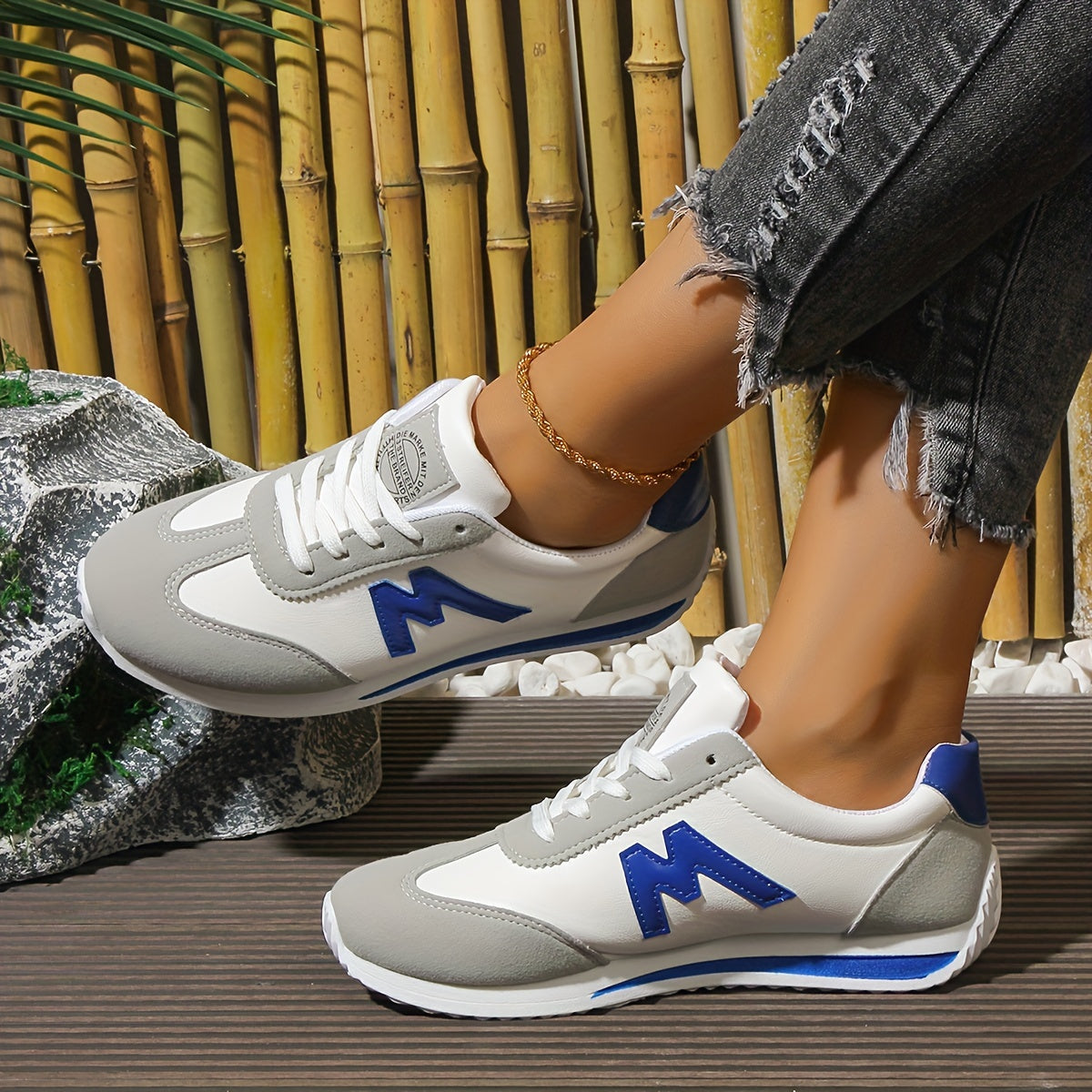 Woman shoes