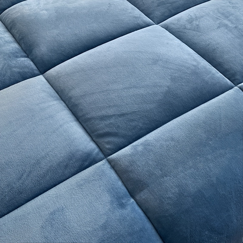 Heavyweight Plaid Throw Blanket – Winter-Ready Acrylic Knit with Polyester Fill/Bedroom