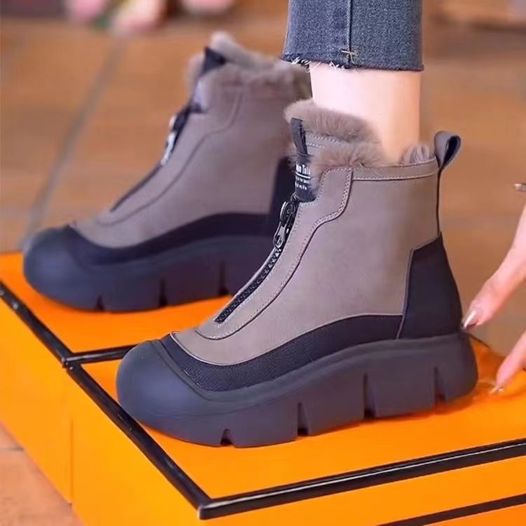 Woman shoes