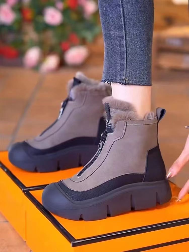 Woman shoes