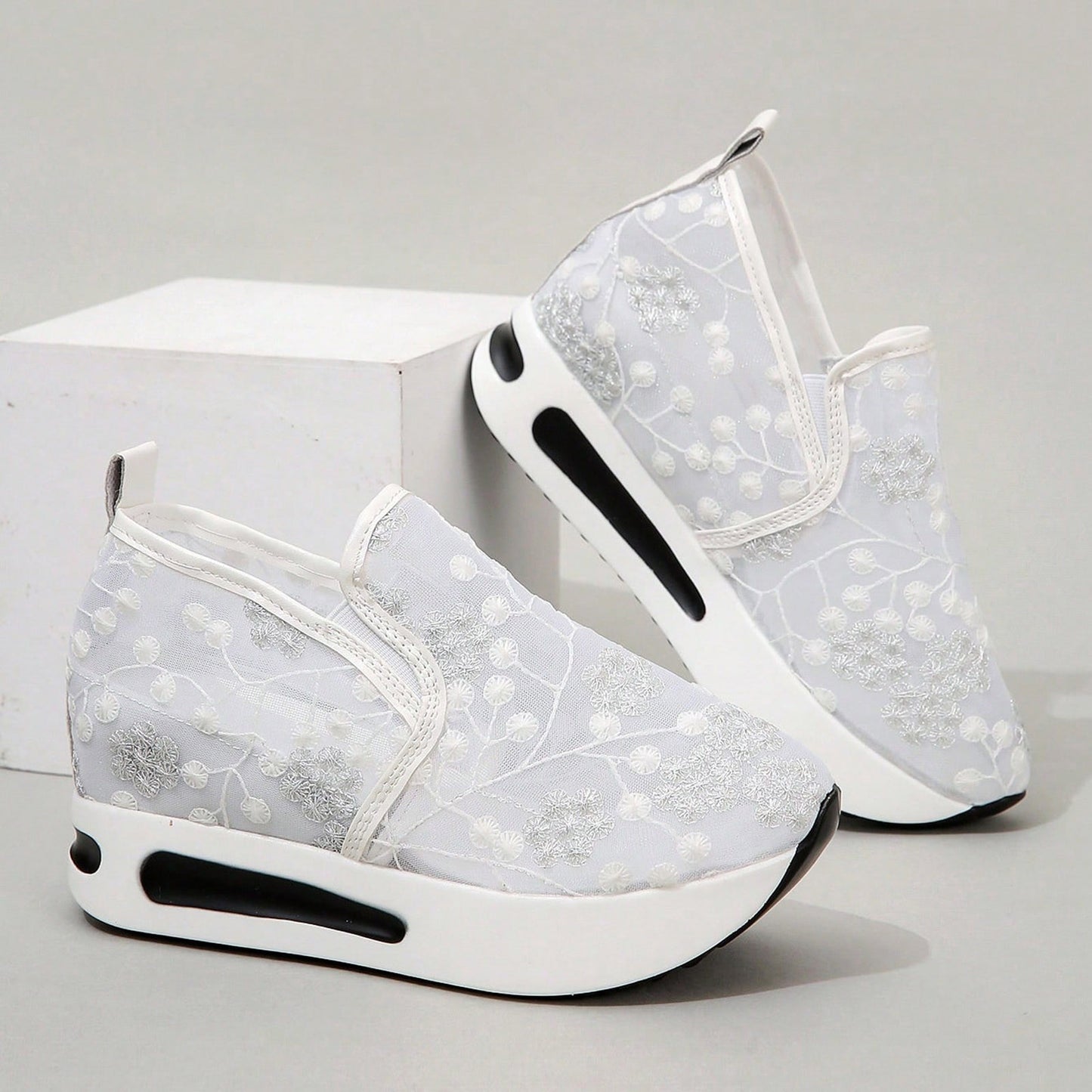 Woman shoes