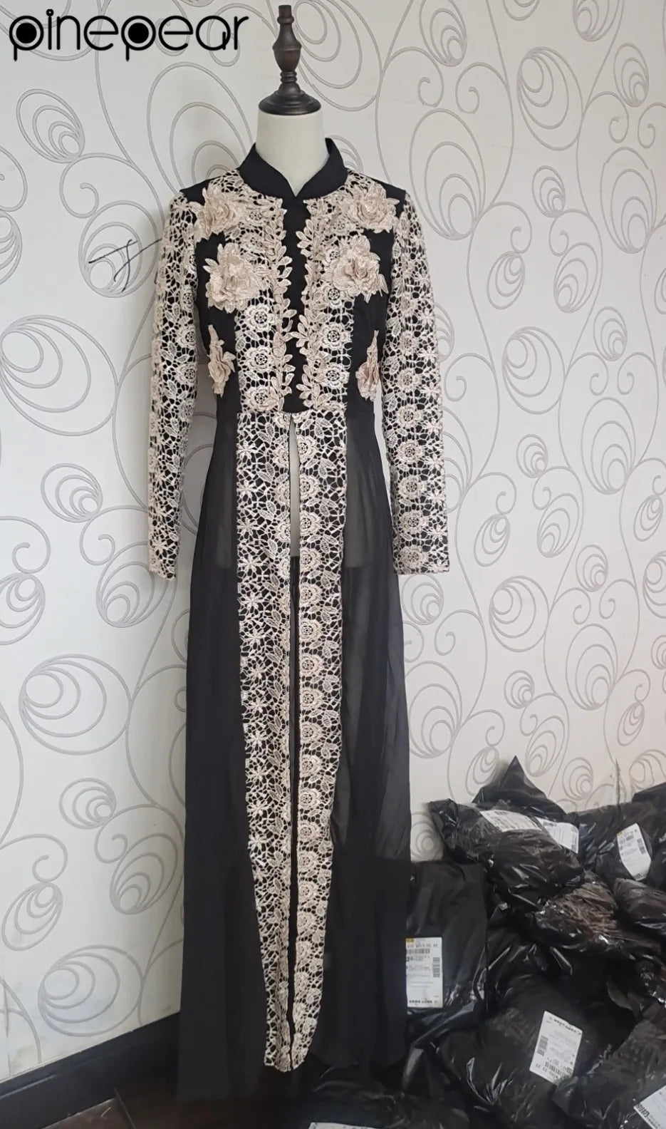 Muslim family - Elegant Chiffon Maxi Dress with Lace
