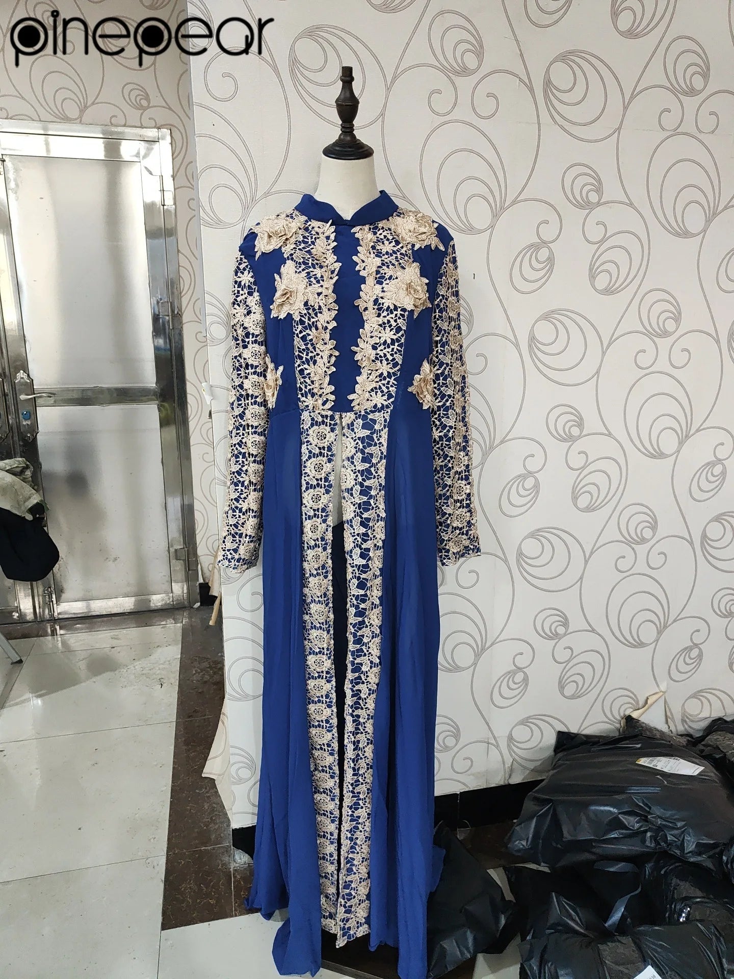 Muslim family - Elegant Chiffon Maxi Dress with Lace