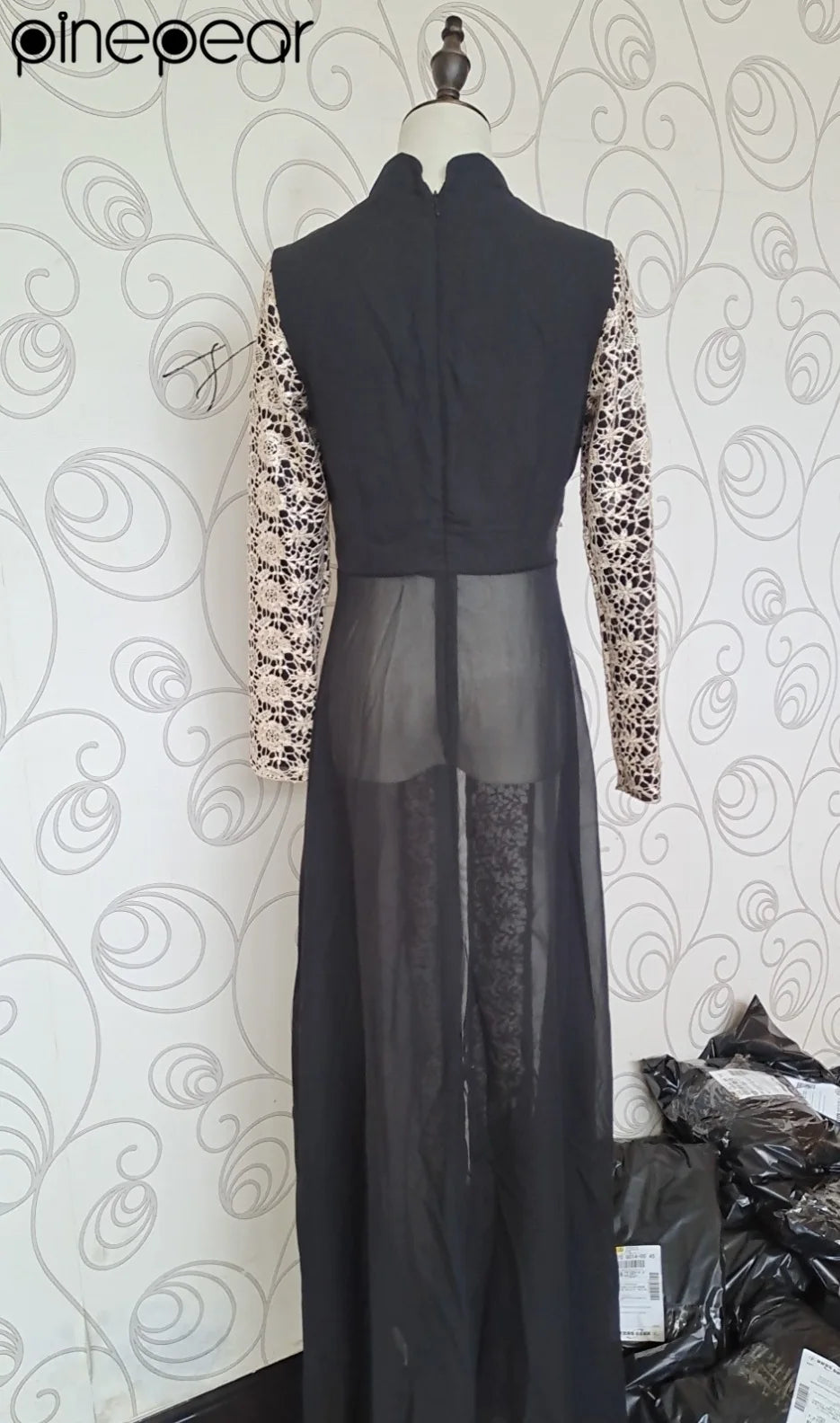 Muslim family - Elegant Chiffon Maxi Dress with Lace