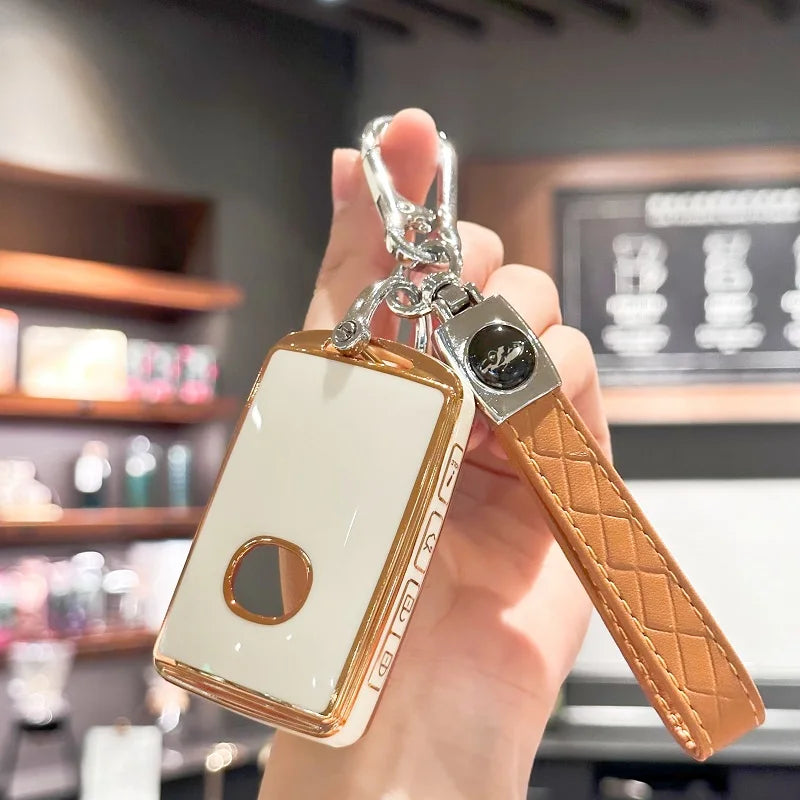 TPU Car Key Cover with Lanyard – Universal Key Fob Protector Shell/Car