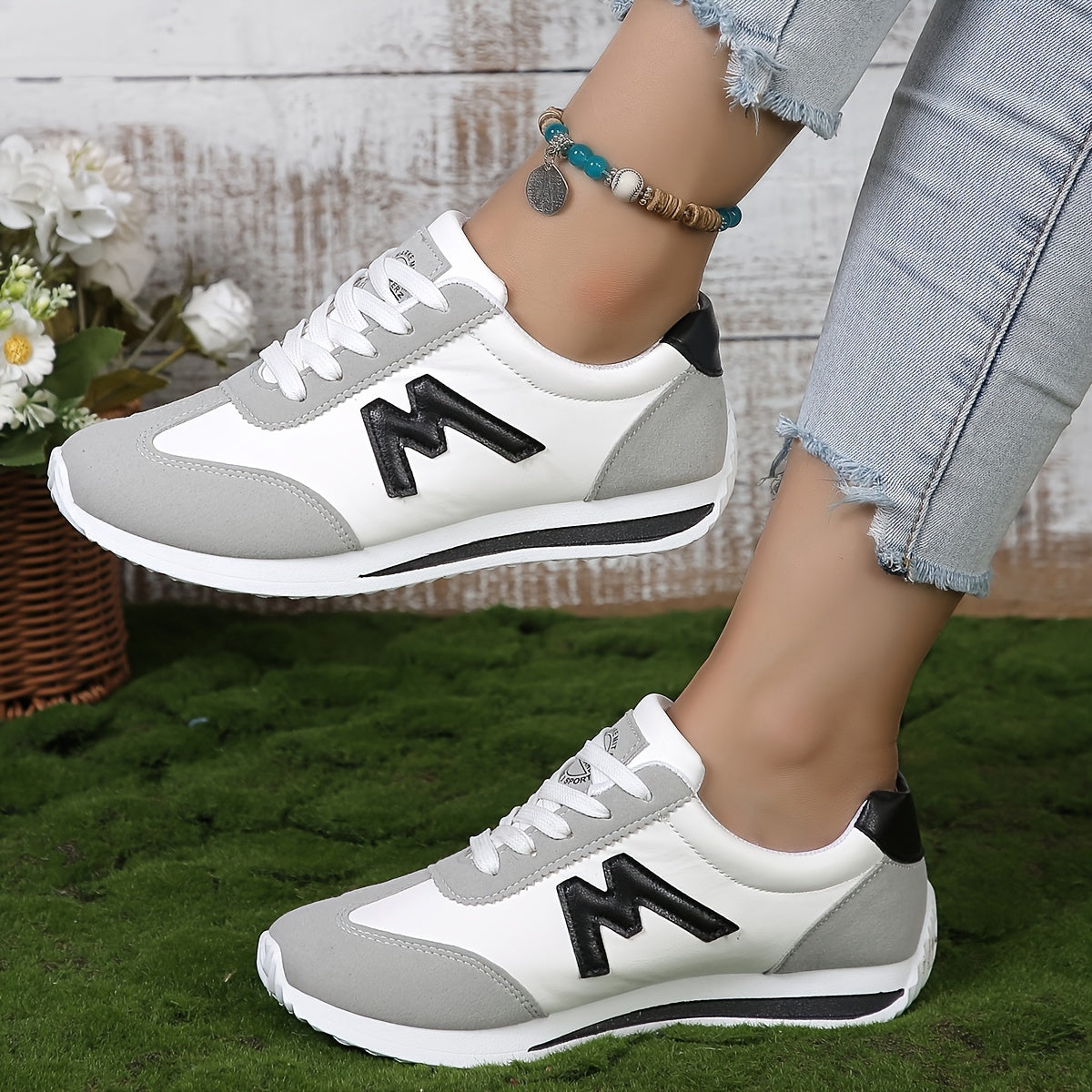 Woman shoes