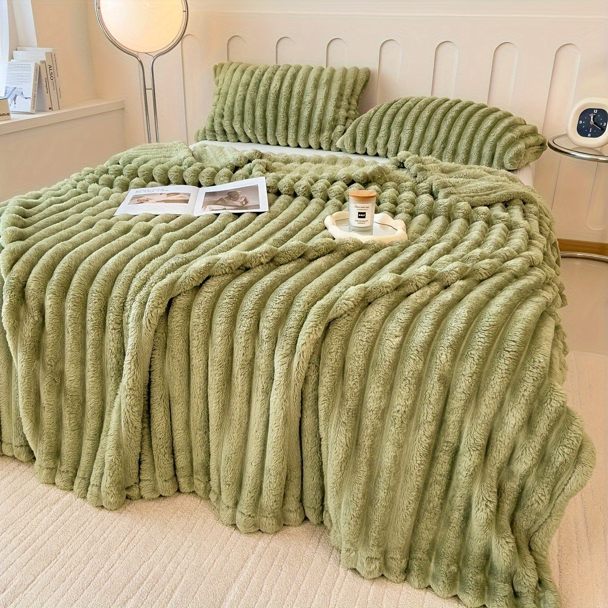 Bedroom  [Thick Cosy Ultra-Soft Throw Blanket] Ultra-Soft Striped Throw Blanket - Thick, Warm & Versatile for Bed, Sofa, and Pet Use - Cozy All-Season Comfort, for Winter