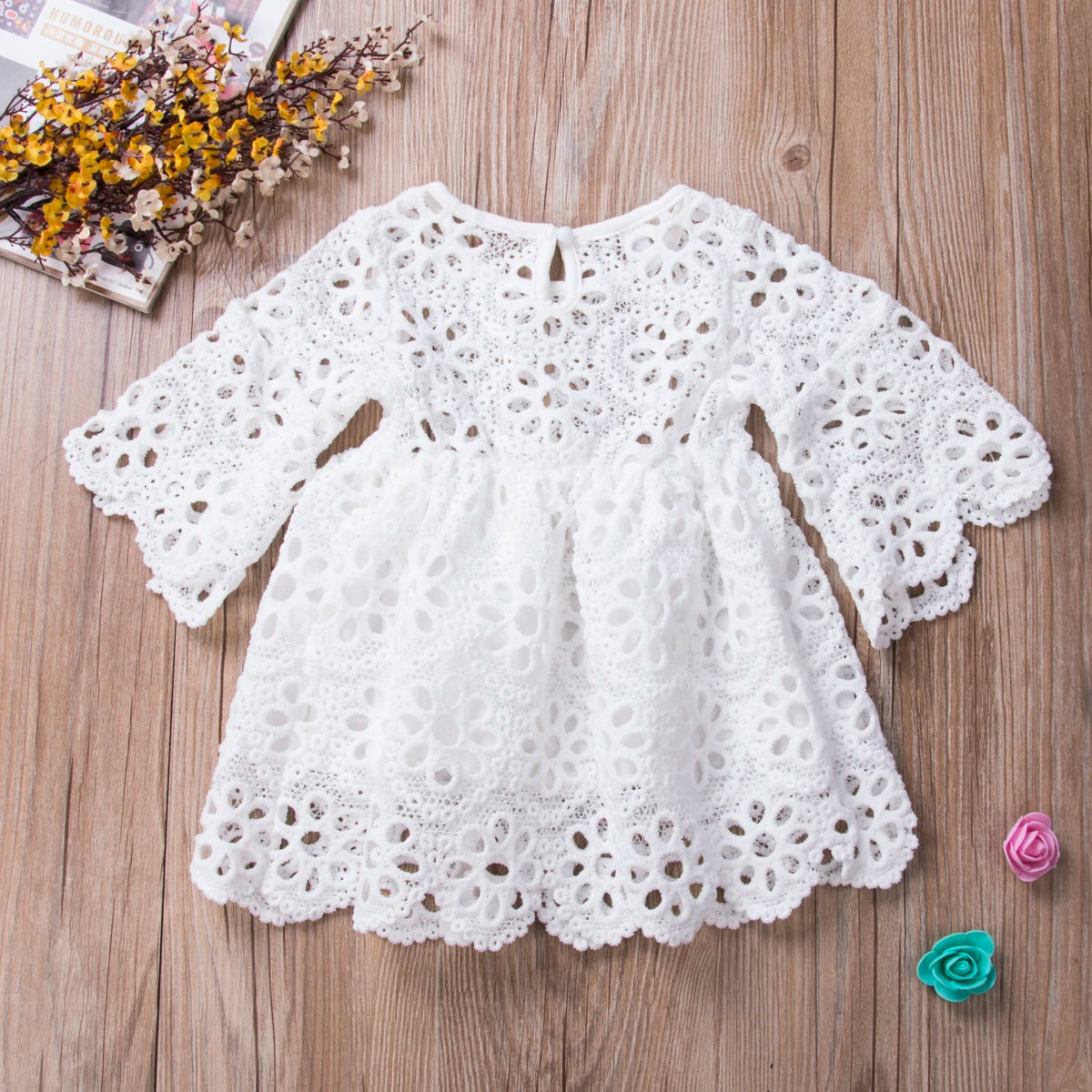 Girl clothing Fashion New Mother Daughter Matching Clothes White Lace Hollow Out Dress Mom Kids Parent-child Dress Outfits