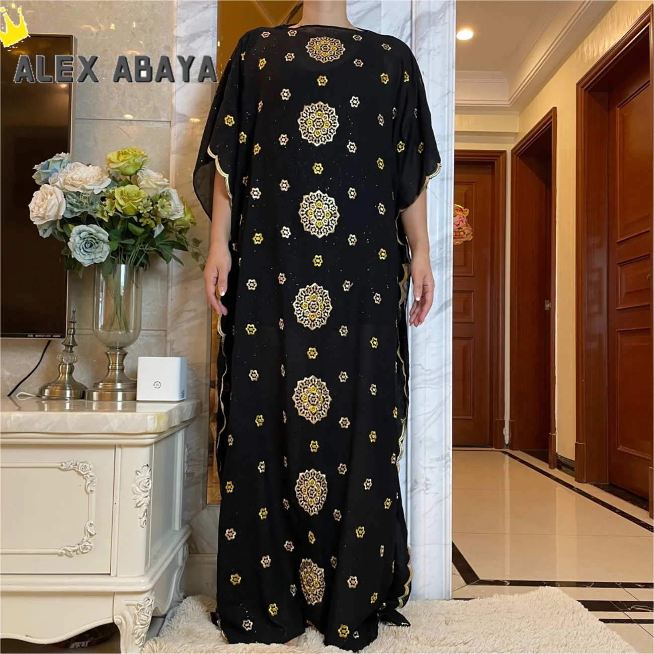 Muslim family   Free Shipping Muslim Abaya Dubai Turkey Muslim Hijab Dresses African Caftan  Party Elegant Islamic Embroidery Clothing AL034