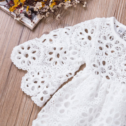 Girl clothing Fashion New Mother Daughter Matching Clothes White Lace Hollow Out Dress Mom Kids Parent-child Dress Outfits