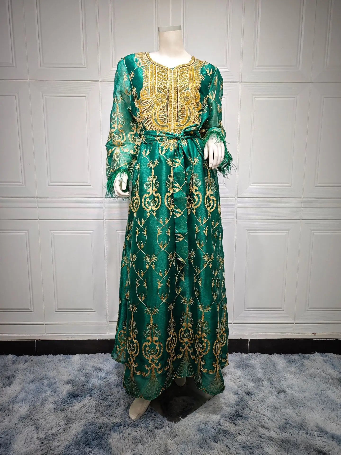 Muslim family   Ramadan Embroidery Abaya for Women Eid Mubarak Djellaba Marocain Jalabiya Saudi Arabic Robe Dubai Turkey Kaftan Islamic Clothing