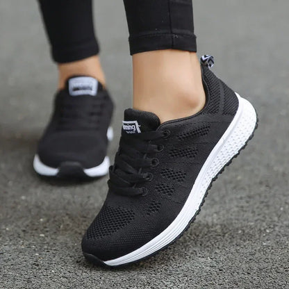 Woman shoes  New Fashion Breathable Women Casual Shoes Walking Mesh Flat Shoes Female White Women's Sneakers Tenis Feminino Female Shoes