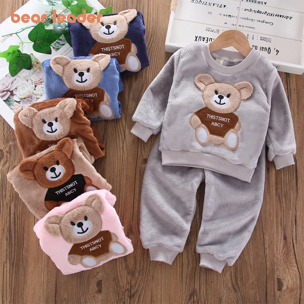 Girl clothing Bear Leader Girls Sets Winter Flannel Homewear Set Long-sleeved Bear Patch Cloth Hoodie Pants Autumn and Winter Warm Boy 2pc Set