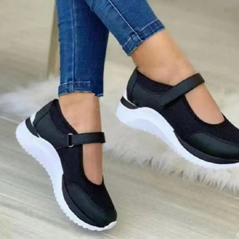 Woman shoes Casual Shoes Women Breathable Mesh Sandals Fashion Brand Summer Women Sandals Platform Vulcanized Shoes Femme New Sneakers