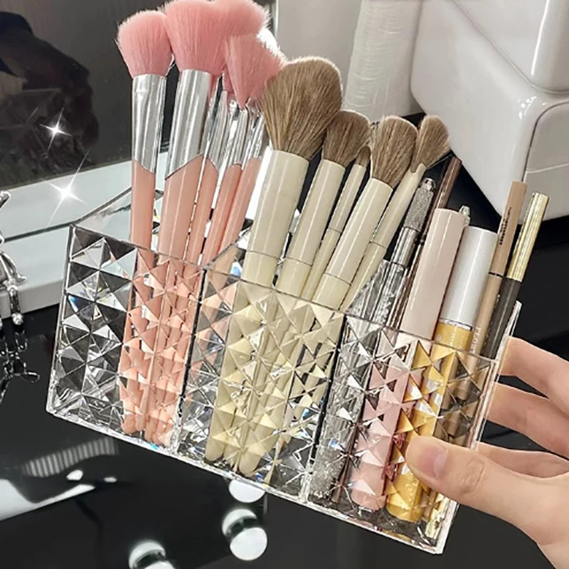 Makeup and face  Transparent Lipstick Cosmetic Makeup Acrylic Makeup Brush Tool