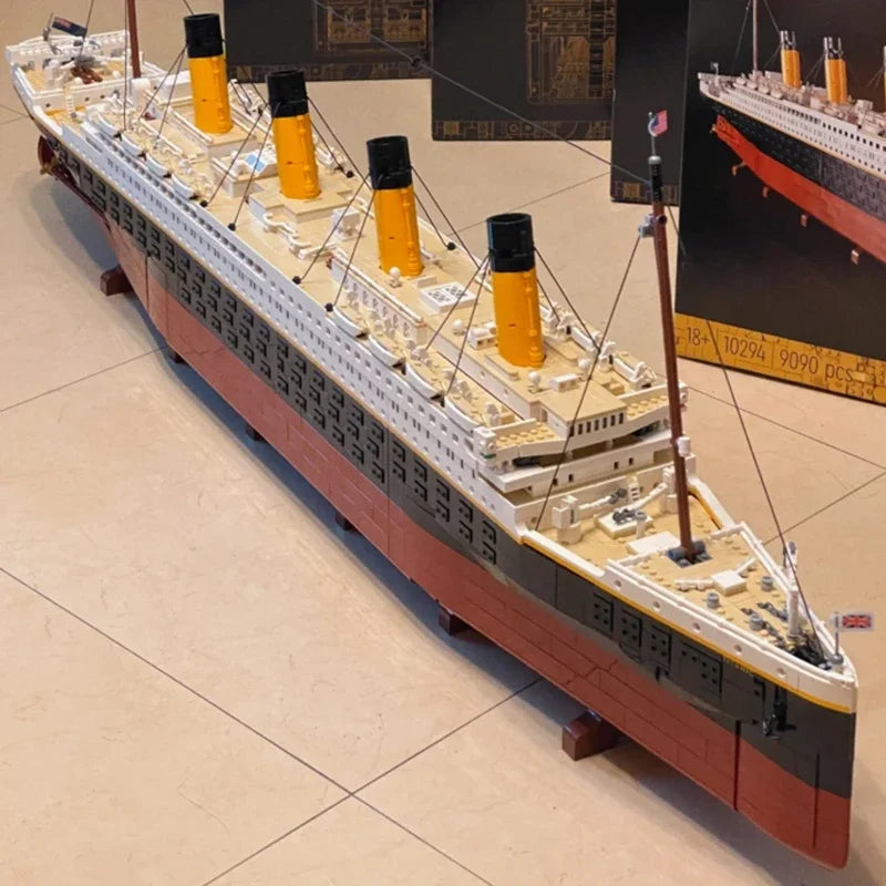 Toys 9090pcs Titanic Compatible 10294 Titanic Large Cruise Boat Ship Steamship Bricks Building Blocks Children Toys Gifts 99023