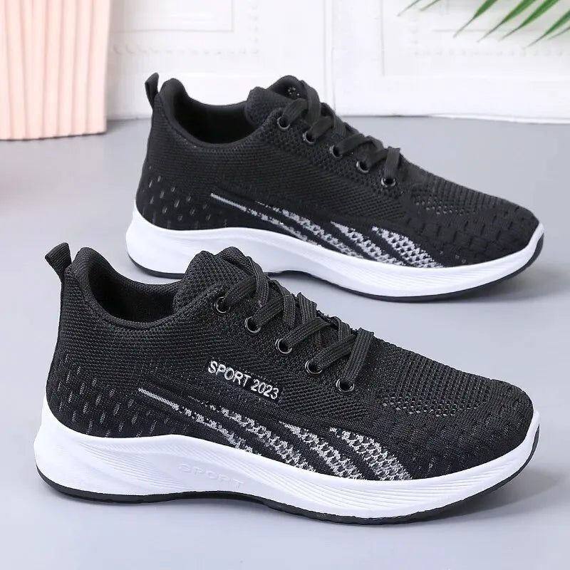 Woman shoes  Spring/Summer New Flat Bottom Mesh Sports Women's Casual Soft Sole Lightweight Running Shoe