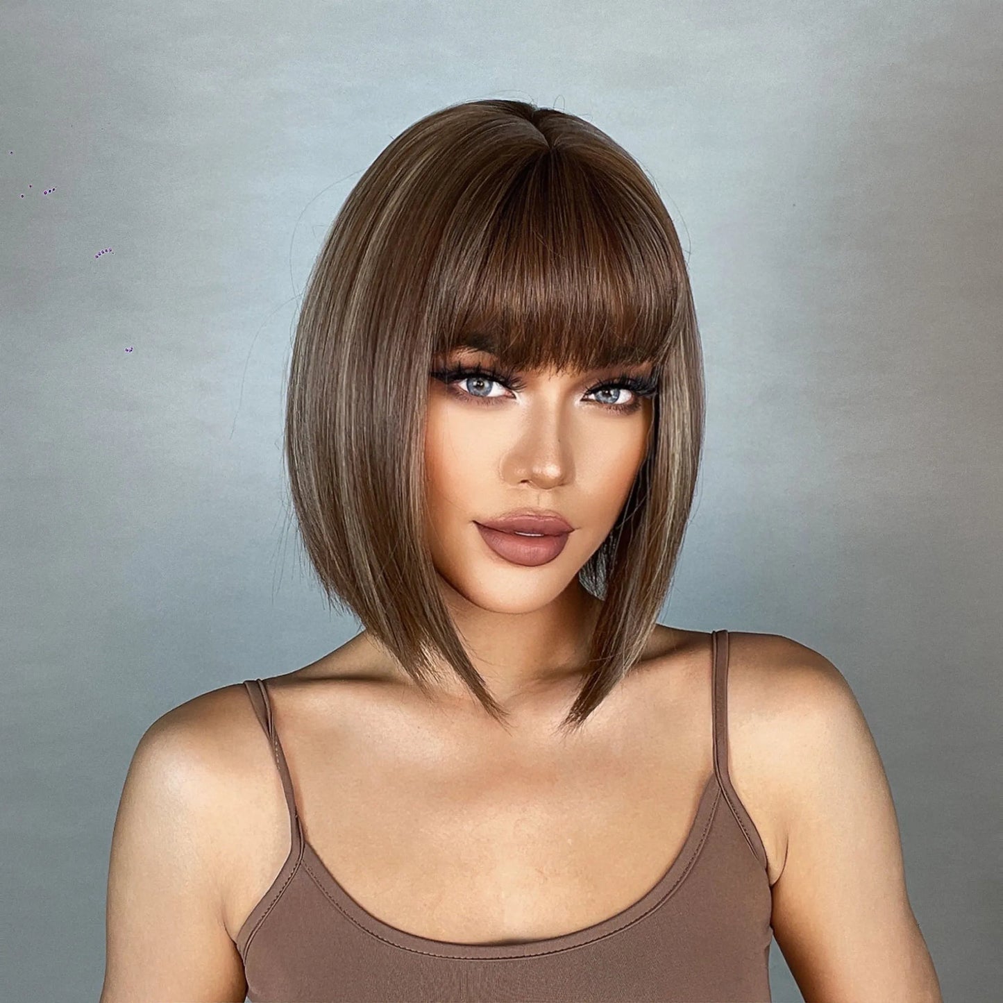 Crown & Glory Wigs  HENRY MARGU Brown Highlight Bob Wig Mixed Color Synthetic Hair for Women Natural Short Straight Wigs with Bangs High Temperature