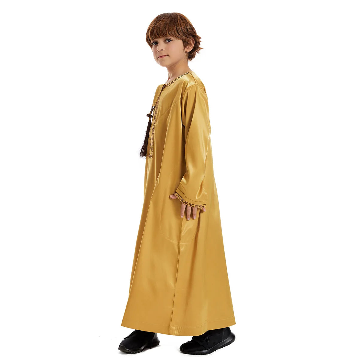 Muslim family  Eid Muslim Children Abaya Ramadan Jubba Prayer Thobe Boy Kids Abayas Islam Long Robe Gown Kaftan Dubai Arab Tassel Dishdasha