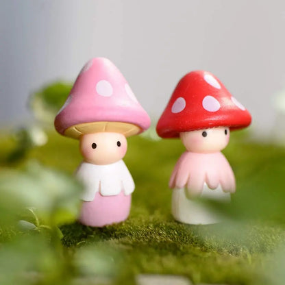 Outdoor Set of 4 Fairy Mushroom Doll Statues for Miniature Fairy Garden Micro Landscape Mini Doll House Garden Decoration