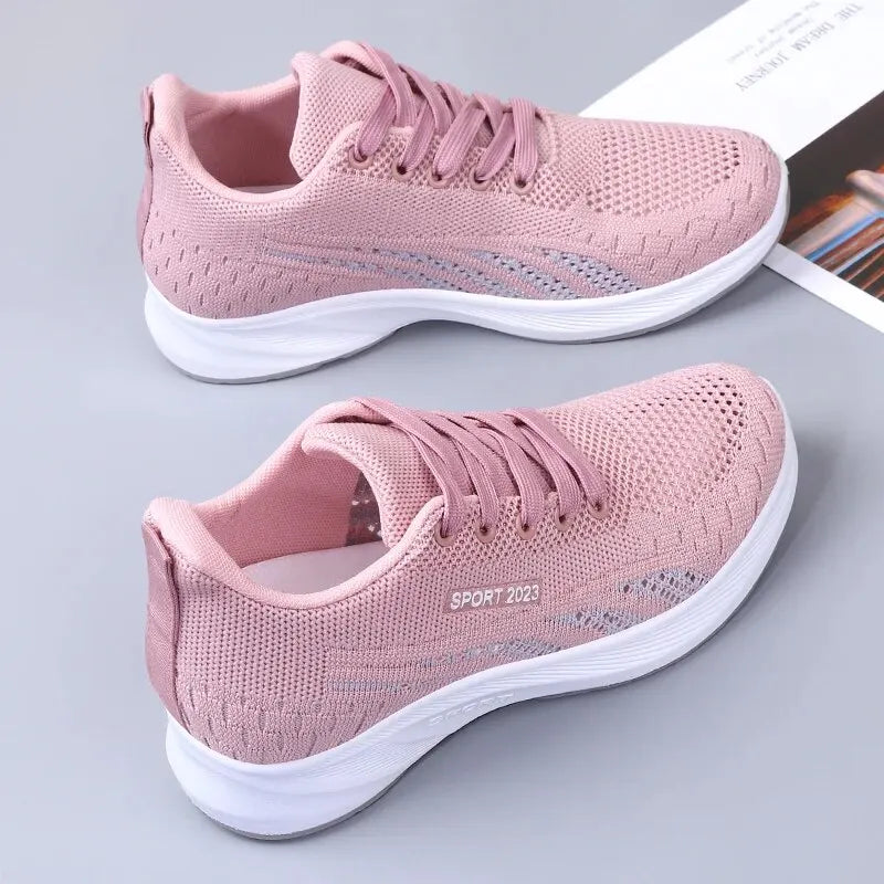 Woman shoes  Spring/Summer New Flat Bottom Mesh Sports Women's Casual Soft Sole Lightweight Running Shoe