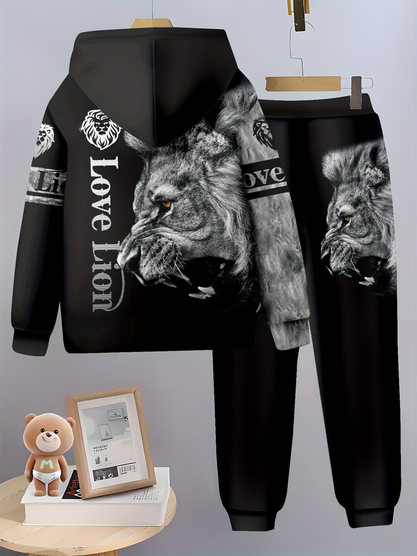 Boy clothing  3D Lion Print Hoodie & Joggers Set